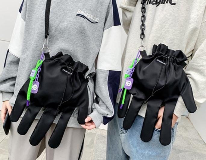 Glove shape shoulder bag