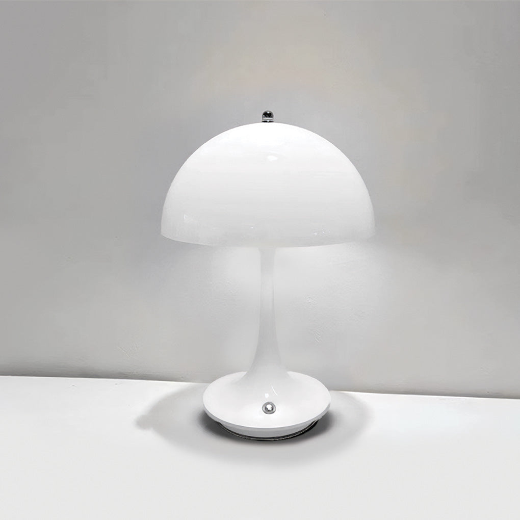 Omni Cordless Table Lamp